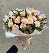 Букет Кремовые розы Латте в Коксовом