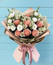 Букет цветов из:  Розы, Альстромерии и Лизиантусы в Коксовом