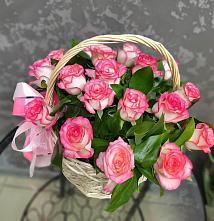 Цветочная композиция из Розы в корзине в Коксовом