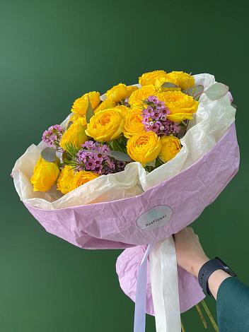 Букет Кустовые желтые розы в Коксовом