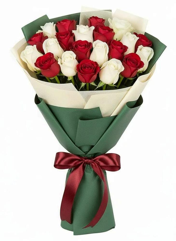 Букет Микс из красных и белых роз в Коксовом