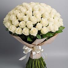 Букет 101 беля роза Белоснежка в Коксовом