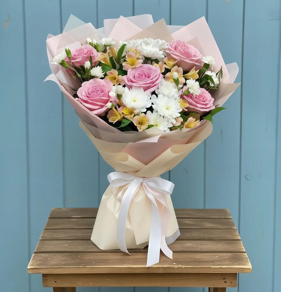 Букет цветов из: Гвоздики, Орхидеи и Розы в Коксовом