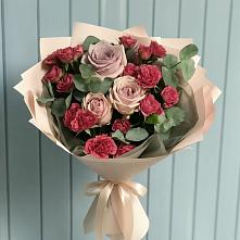 Букет цветов из:  Гвоздики и Розы #REPLACE_PRED# Коксовом