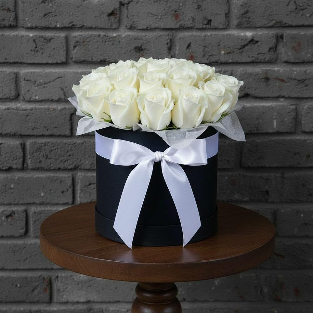 Цветочная композиция из Розы в шляпной коробке в Коксовом