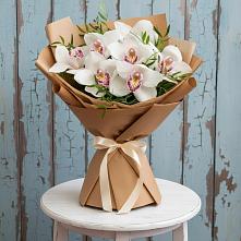 Букет цветов из:  Орхидеи и Розы в Коксовом